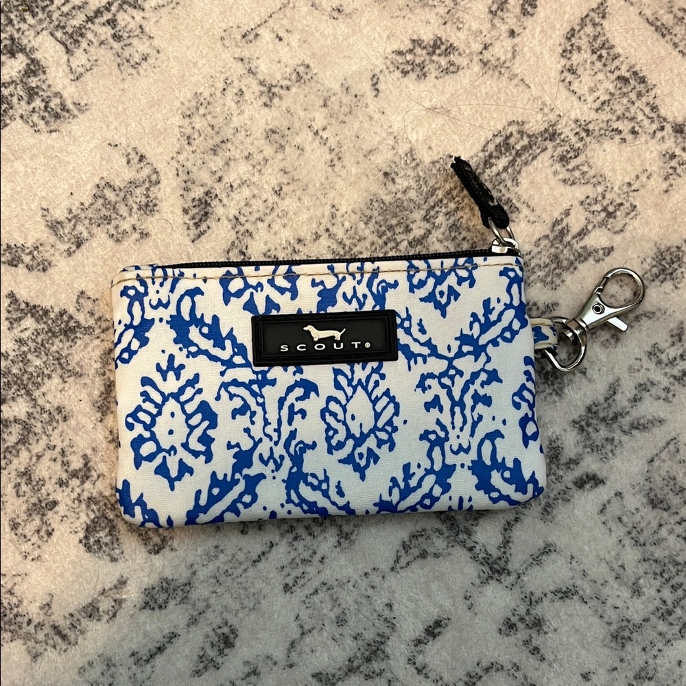 Scout Blue and White Clip-On Pouch